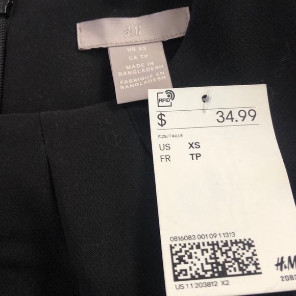 Dress - Picture 4 of 4